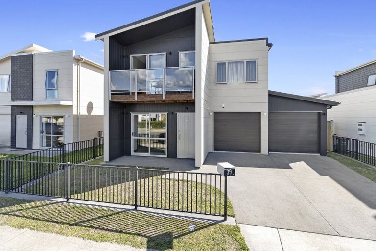 Photo of property in 39 Tennille Street, Flagstaff, Hamilton, 3210