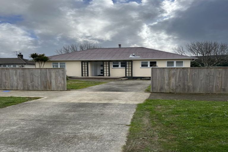Photo of property in 1319 High Street, Taita, Lower Hutt, 5011
