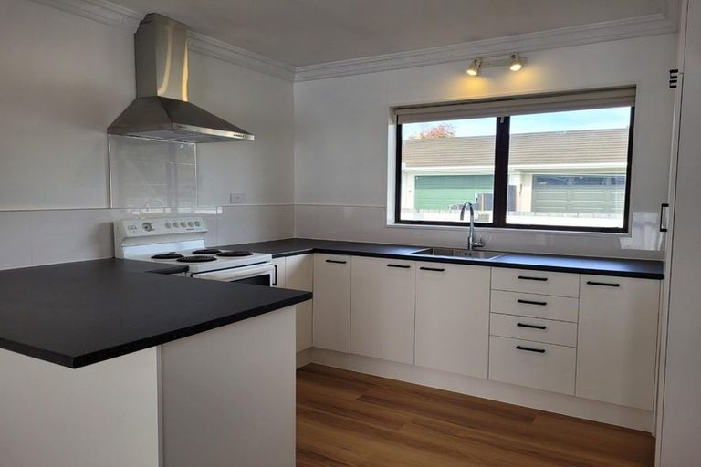 Photo of property in 55a Kempton Street, Greytown, 5712