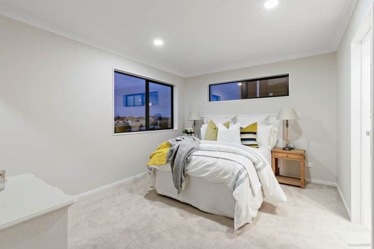 Photo of property in 60 Lime Hill Rise, Flat Bush, Auckland, 2019
