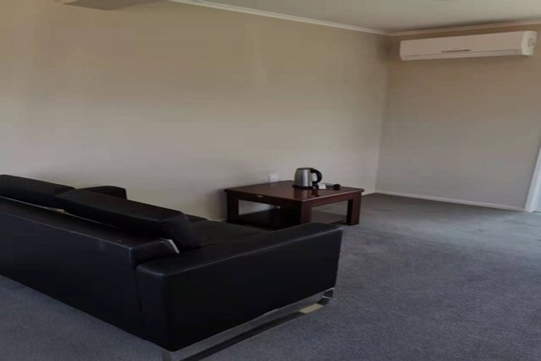 Photo of property in 411 Pine Valley Road, Dairy Flat, Silverdale, 0992