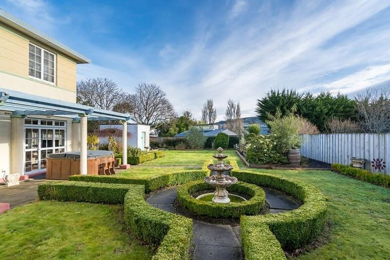 Photo of property in 335 Highgate, Roslyn, Dunedin, 9010