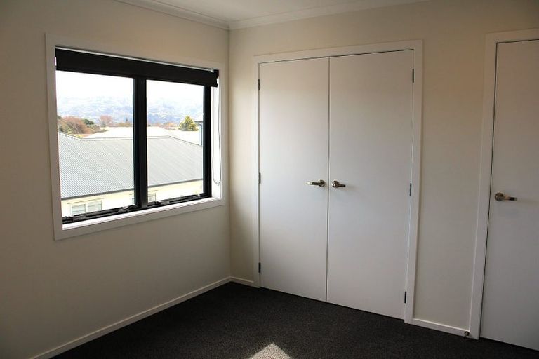 Photo of property in 16 Kauamo Close, Waiwhetu, Lower Hutt, 5010