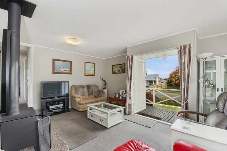 Photo of property in 6 Wairoa Place, Tokoroa, 3420