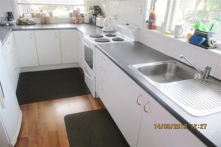 Photo of property in 85 Memorial Avenue, Ilam, Christchurch, 8053