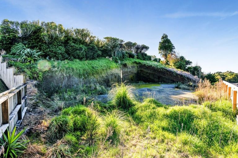 Photo of property in 7 Rotokare Crescent, Whalers Gate, New Plymouth, 4310