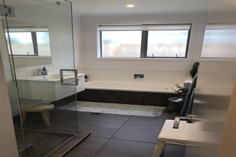 Photo of property in 48 Arabella Lane, Snells Beach, 0920