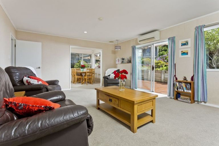Photo of property in 26 Gerontius Glade, Torbay, Auckland, 0630