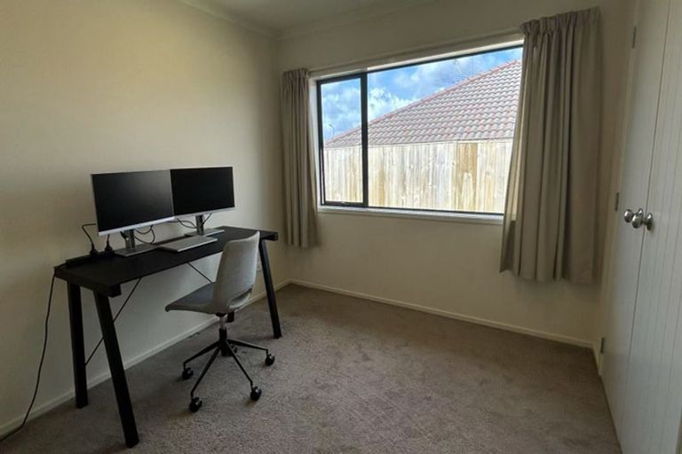 Photo of property in 3 Reinheimer Place, Flat Bush, Auckland, 2016