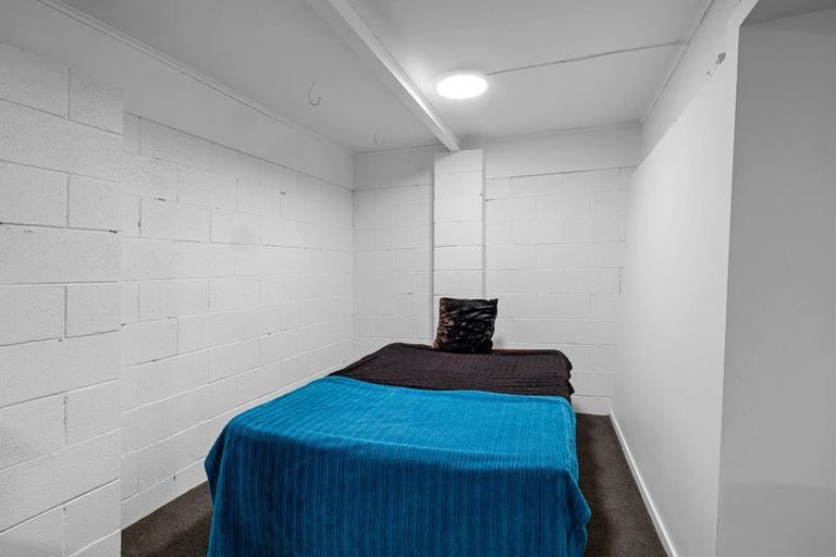 Photo of property in 20 Stuart Place, Blagdon, New Plymouth, 4310