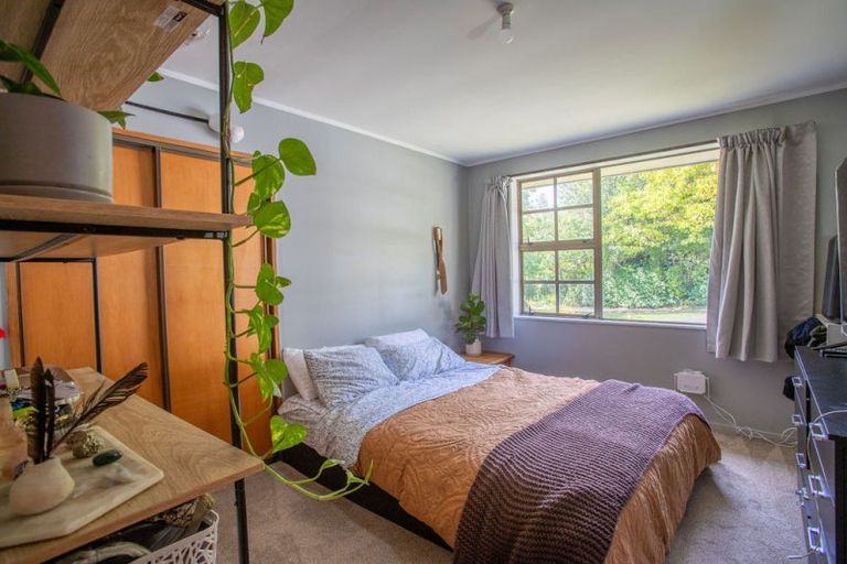 Photo of property in 8 Ameku Road, Raetihi, 4632