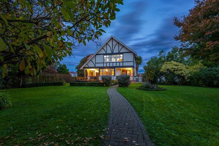 Photo of property in 27 High Street, Bulls, 4818