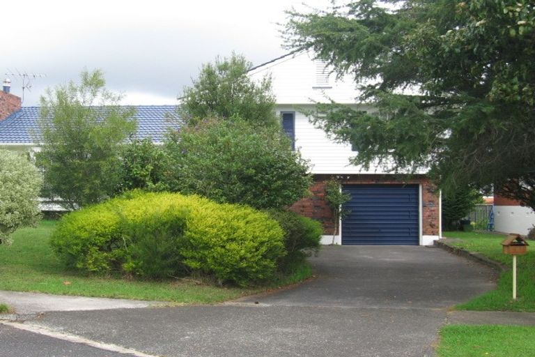 Photo of property in 16 The Anchorage, Sunnyhills, Auckland, 2010