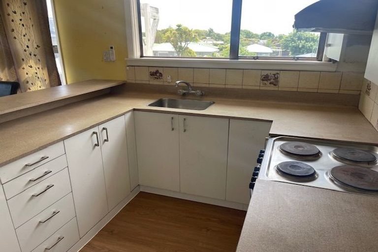 Photo of property in 35 Shirley Road, Shirley, Christchurch, 8013