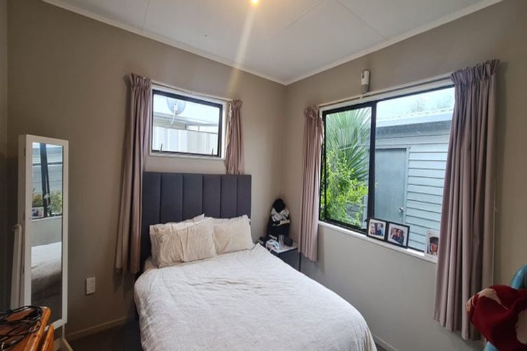 Photo of property in 1/467 Gloucester Street, Taradale, Napier, 4112