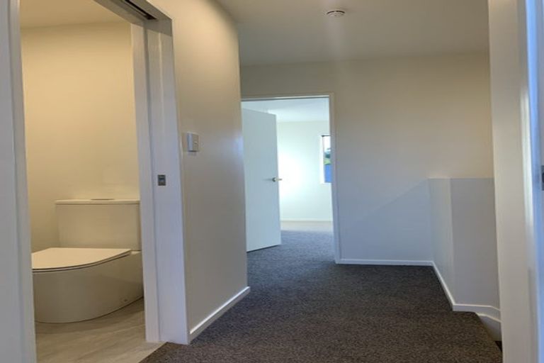 Photo of property in 37 Jabuka Street, Glen Eden, Auckland, 0602