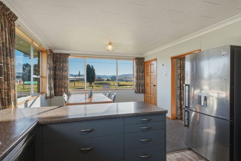 Photo of property in 16 Burraness Street, Palmerston, 9430