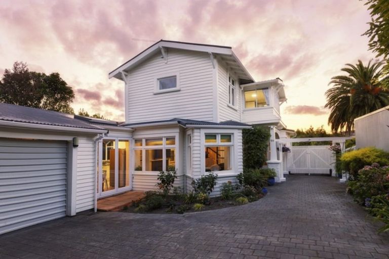 Photo of property in 58 Shelbourne Street, Nelson, 7010