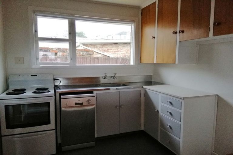 Photo of property in 92 Eglinton Road, Mornington, Dunedin, 9011