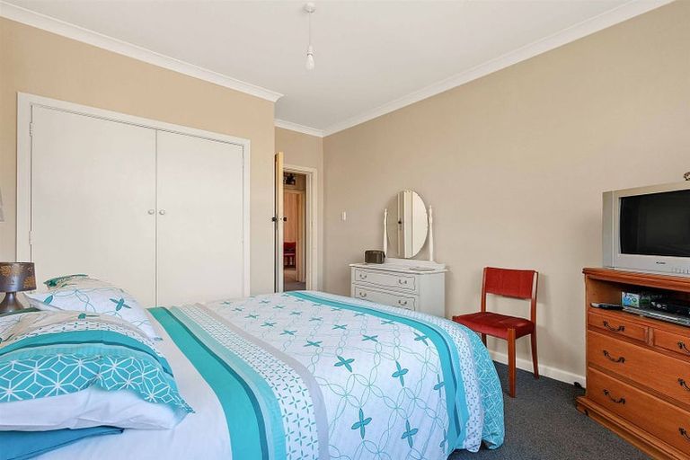 Photo of property in 7 Meadow Street, Papanui, Christchurch, 8052