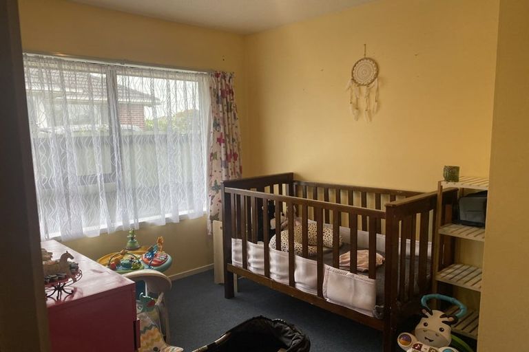 Photo of property in 52 Fovant Street, Russley, Christchurch, 8042