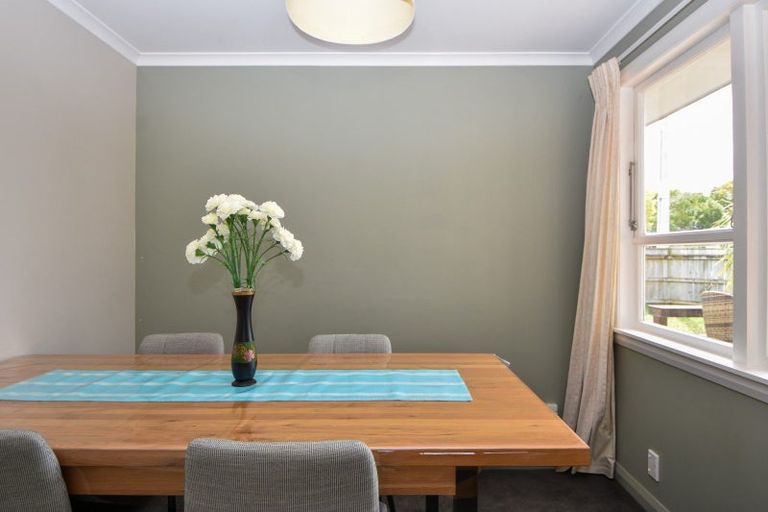 Photo of property in 22 Humphries Street, Greytown, 5712