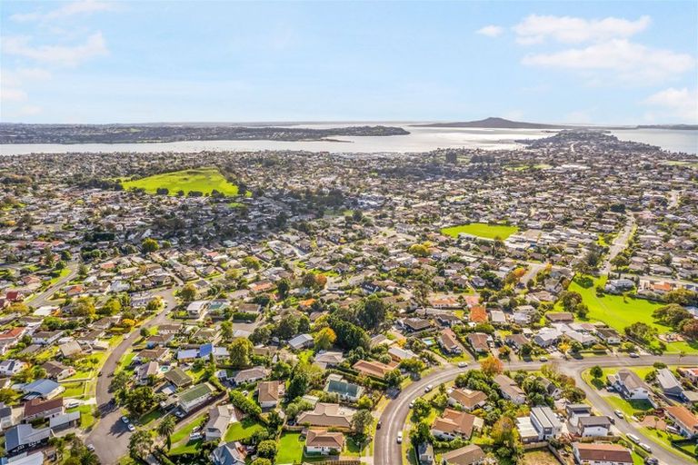 Photo of property in 57 Marendellas Drive, Bucklands Beach, Auckland, 2014