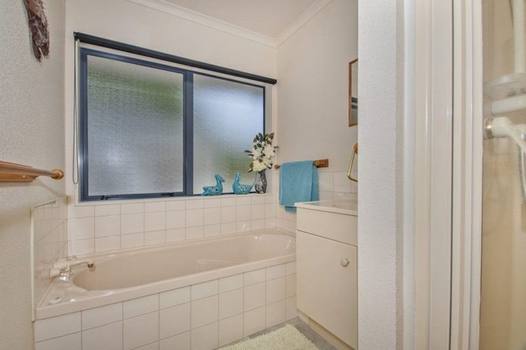 Photo of property in 52 O'shea Road, Maunu, Whangarei, 0110