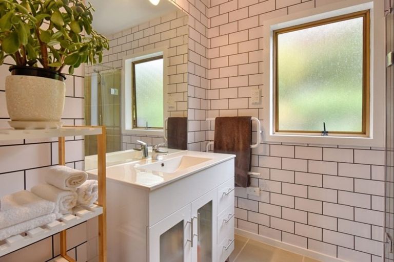 Photo of property in 3 Garnet Street, Gore, 9710