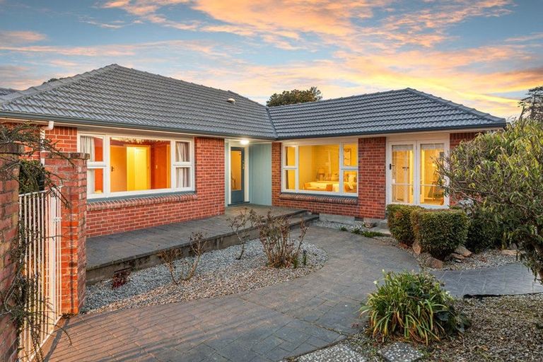 Photo of property in 53 Westburn Terrace, Burnside, Christchurch, 8041