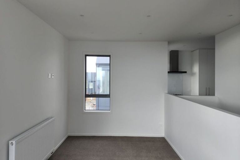 Photo of property in 17 Lemonwood Way, Woodridge, Wellington, 6037