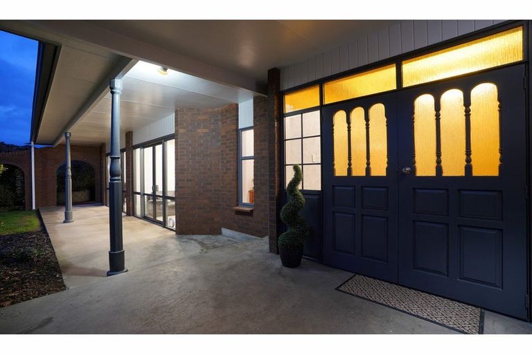 Photo of property in 27 Kildare Drive, Waikiwi, Invercargill, 9810