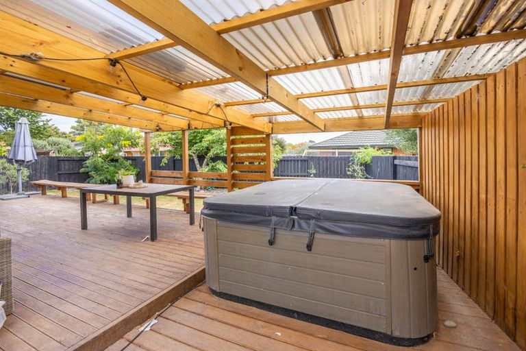 Photo of property in 5 Raleigh Avenue, Fairview Downs, Hamilton, 3214