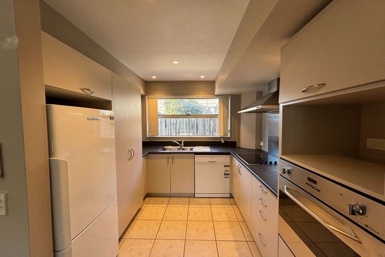 Photo of property in 30d Lyndon Street, Riccarton, Christchurch, 8041