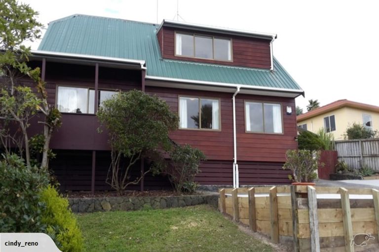 Photo of property in 66 Caribbean Drive, Unsworth Heights, Auckland, 0632