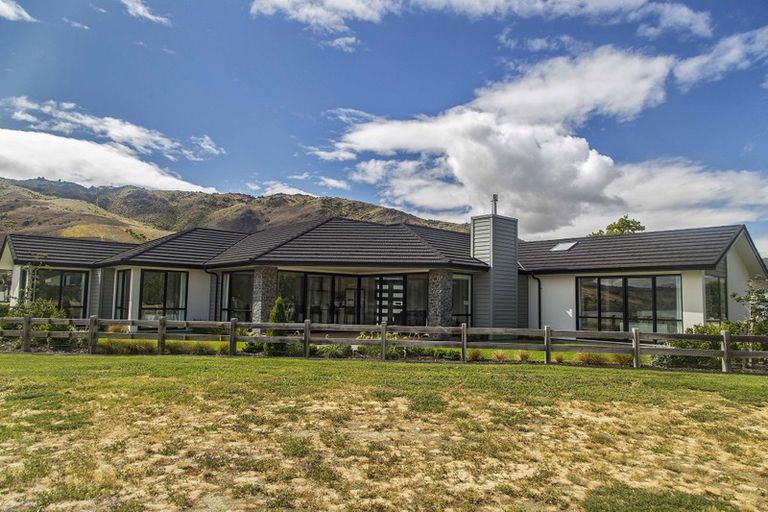 Photo of property in 2a Alpha Street, Cromwell, 9310