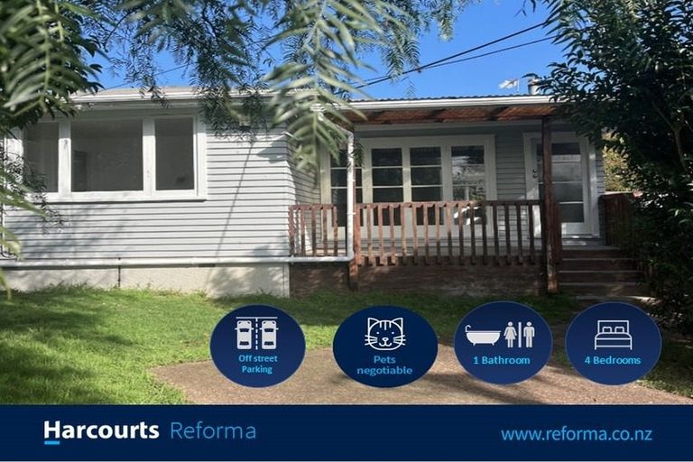 Photo of property in 20 Chilcott Road, Henderson, Auckland, 0612