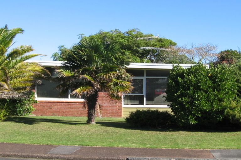 Photo of property in 22b Elizabeth Street, Orewa, 0931