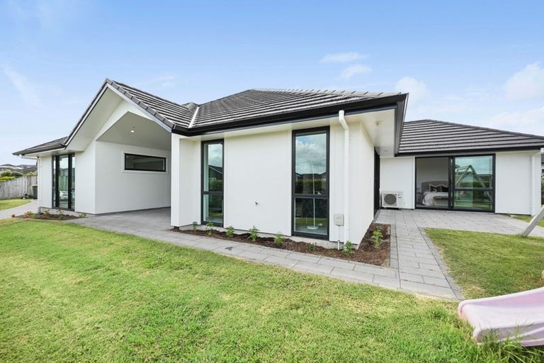 Photo of property in 5 Batten Drive, Flagstaff, Hamilton, 3210