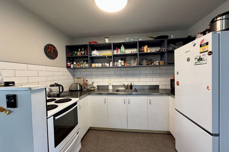 Photo of property in Basin Reserve Complex, 67/4 Sussex Street, Mount Cook, Wellington, 6021