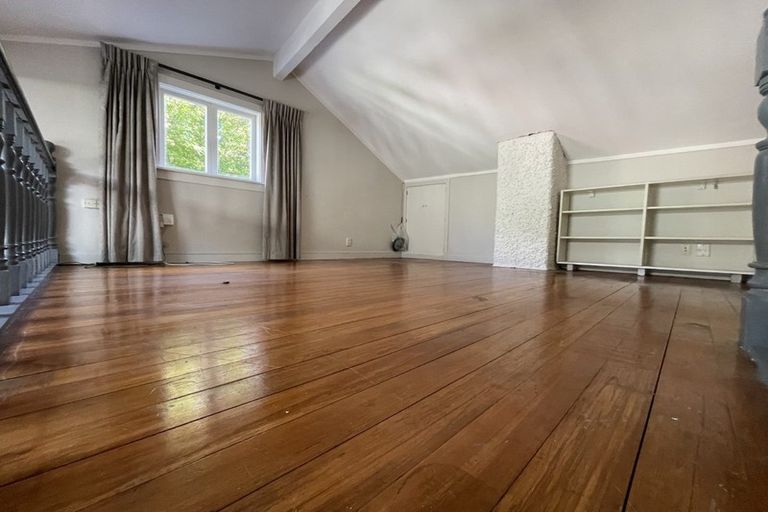 Photo of property in 8 Ascot Street, Thorndon, Wellington, 6011