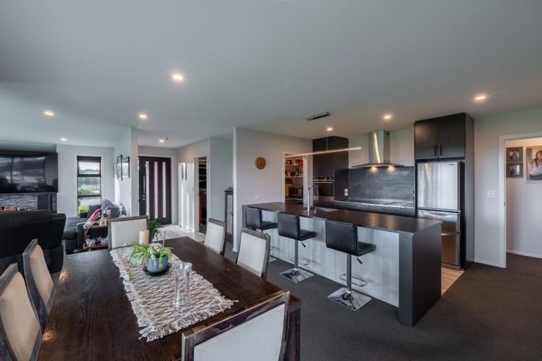Photo of property in 24 Chatham Rise, Seaward Bush, Invercargill, 9812