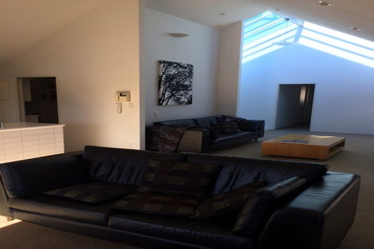 Photo of property in 33e Cranmer Square, Christchurch Central, Christchurch, 8013