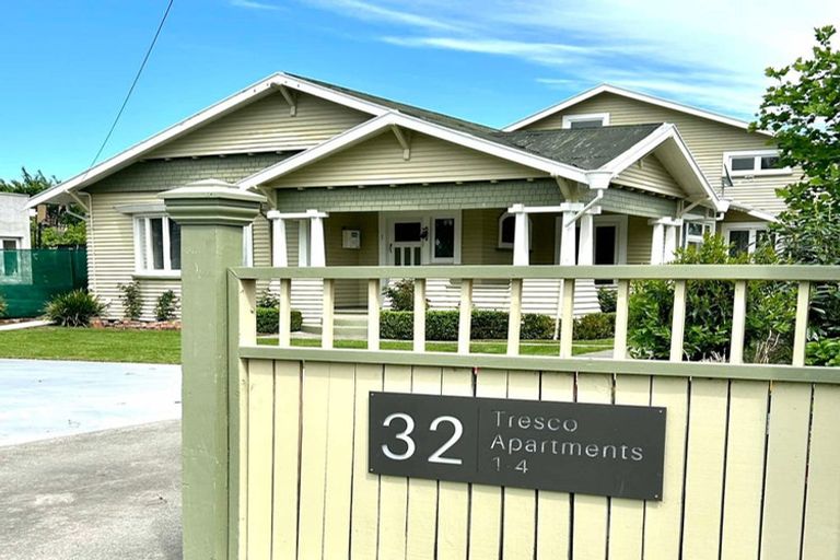 Photo of property in 32 Eltham Road, Blenheim, 7201