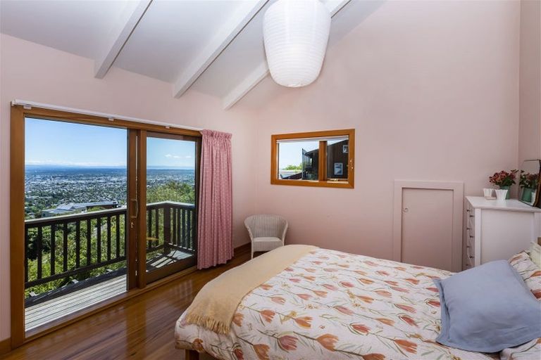 Photo of property in 5 Amherst Place, Cashmere, Christchurch, 8022