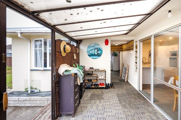 Photo of property in 43 Richmond Avenue, Takaro, Palmerston North, 4410