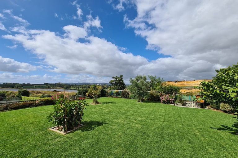 Photo of property in 16 Vantage Place, Omokoroa, 3114