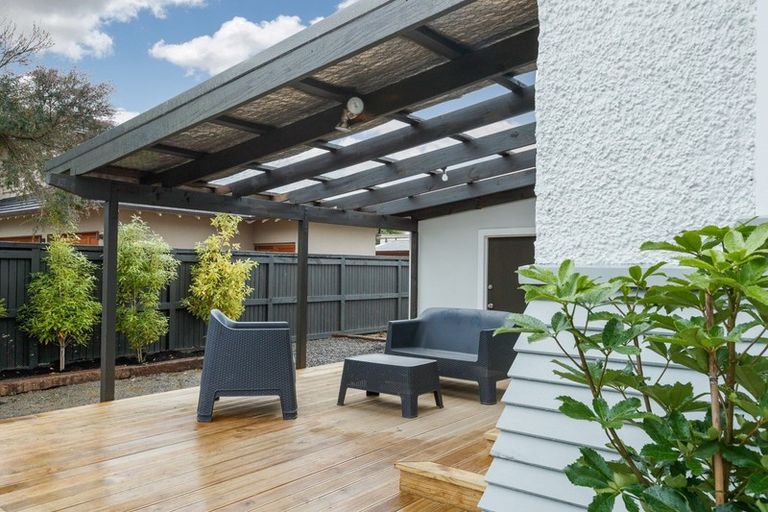 Photo of property in 365 Featherston Street, Palmerston North, 4414