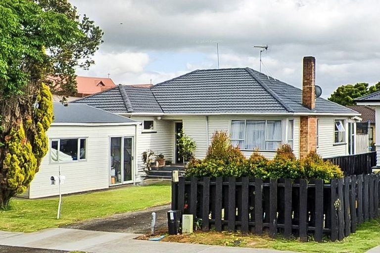 Photo of property in 5 Blair Avenue, Pukekohe, 2120