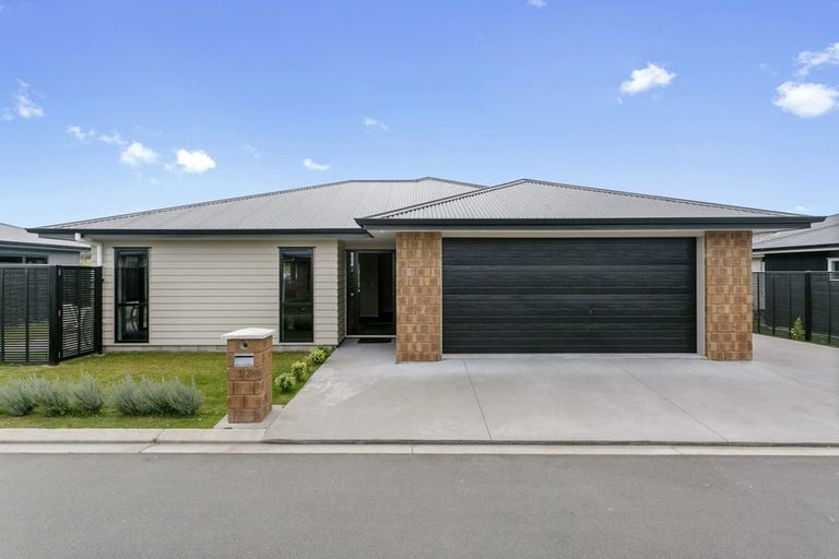 Photo of property in 13 Maison Way, Rangatira Park, Taupo, 3330